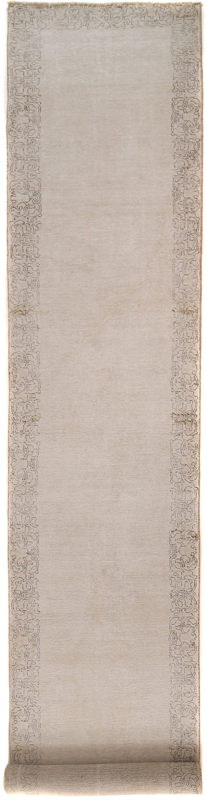 3×17′ Traditional Whitewash Runner Rug M114