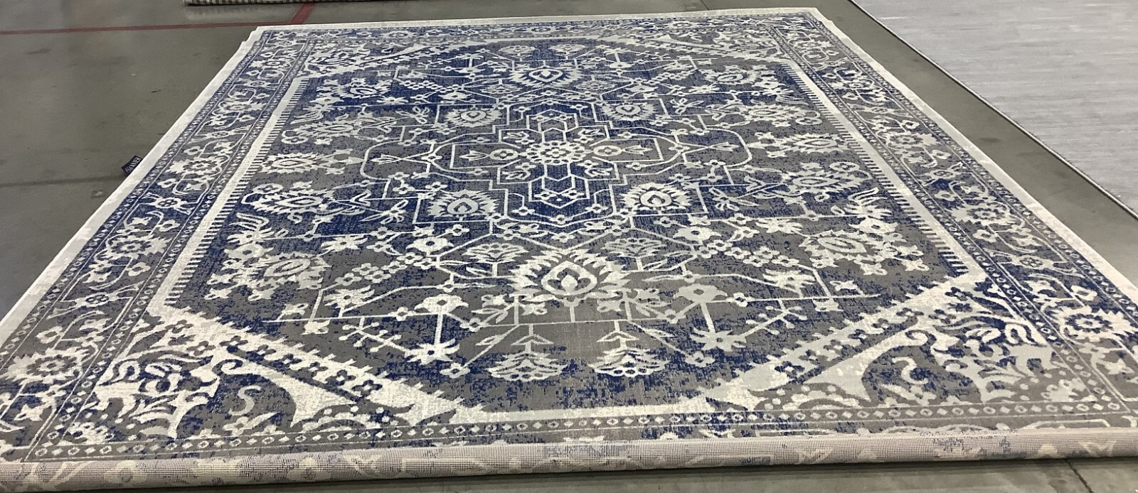 GREY / BLUE 9′-0″ x 12′-0″ Flaw in Rug, Reduced Price 1172678617 PTN318A-9