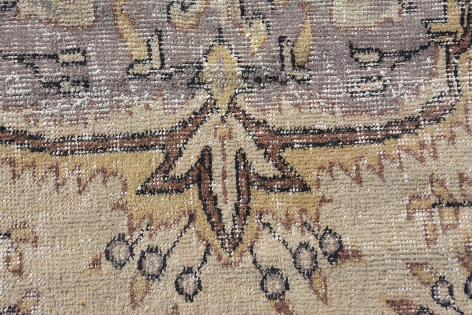 Vintage Turkish Large Rug 5×8,5 ft (152×260 cm), Brown Bordered Rug