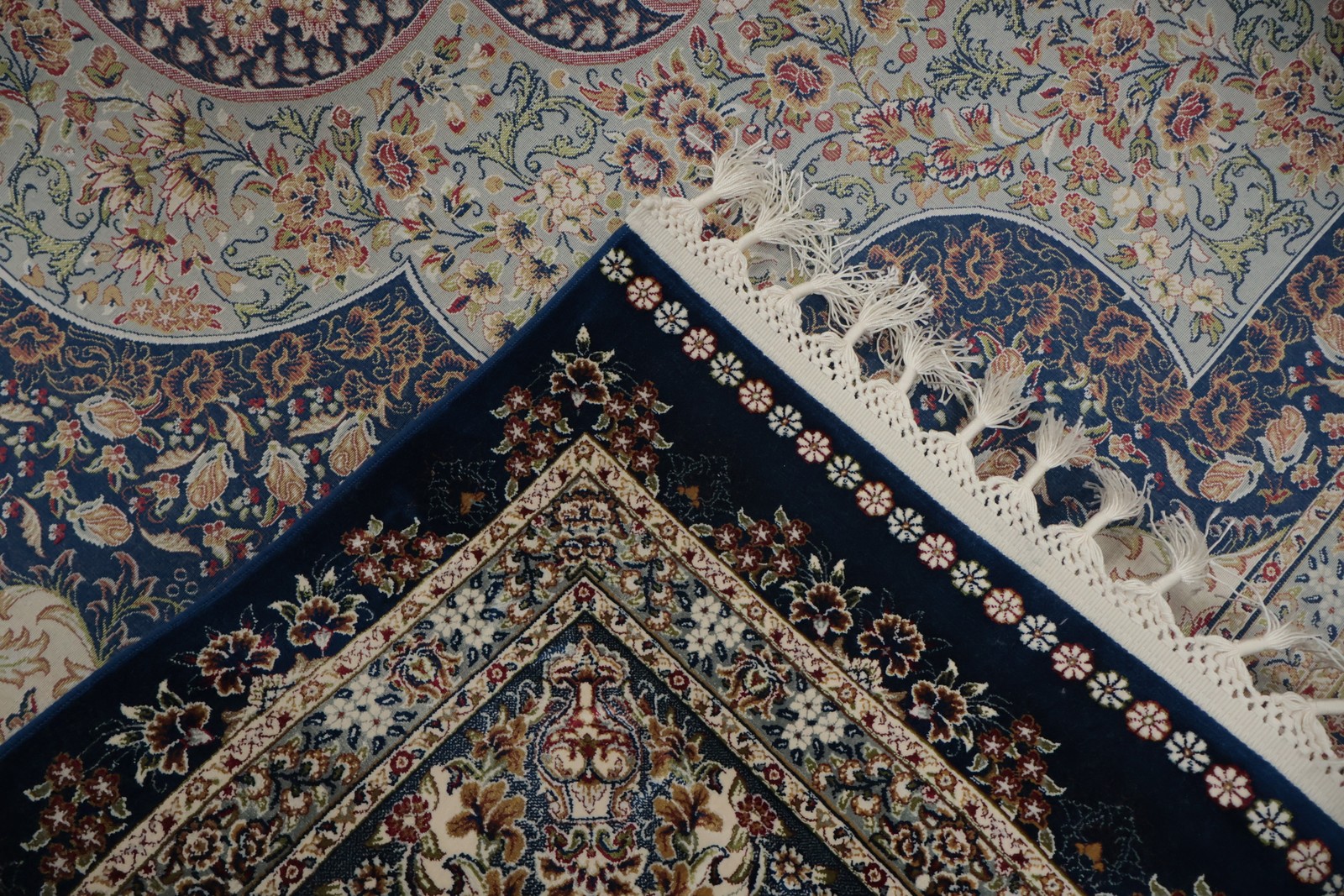 Exquisite Blue Classic Area Rug 7×10 with Intricate Medallion Design Carpet