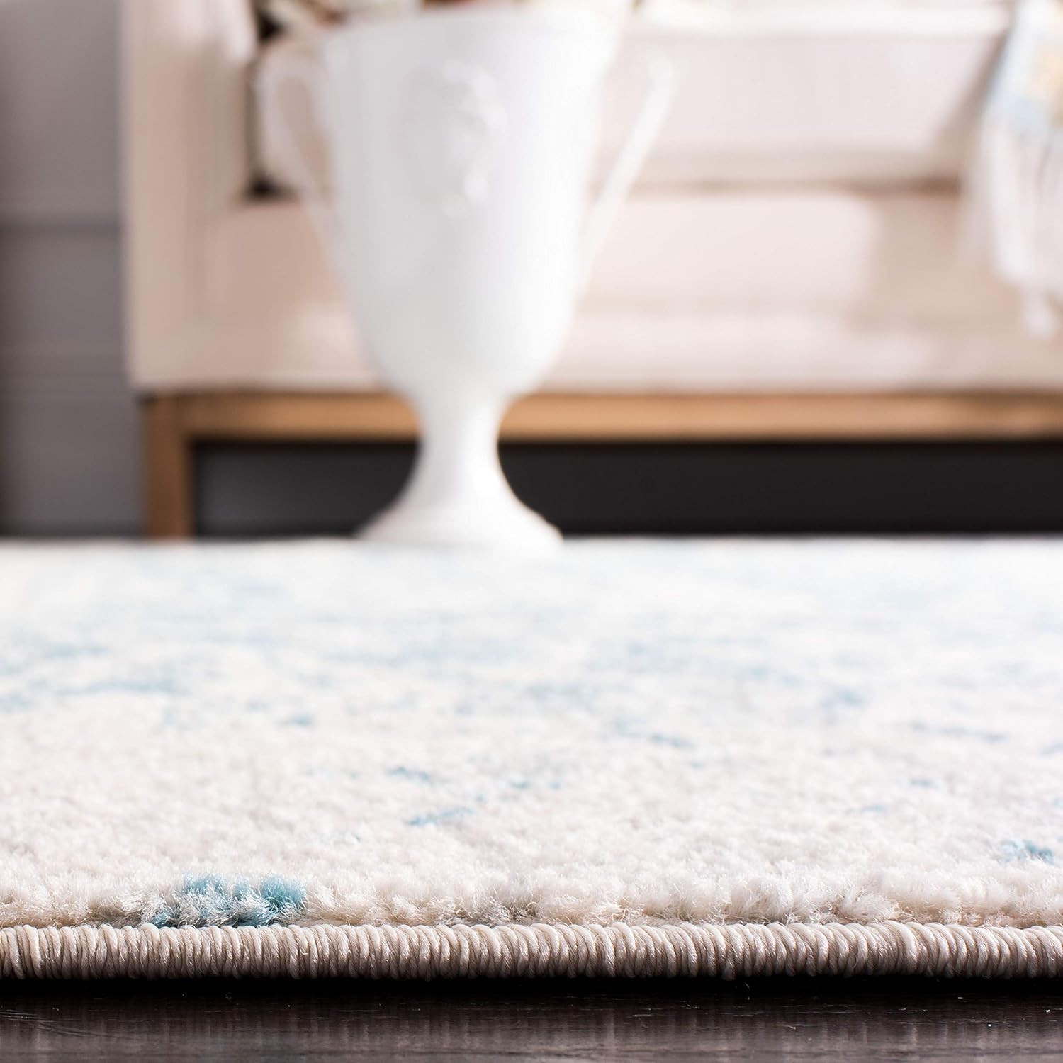 Safavieh Madison Collection MAD603J Teal Ivory Rug 2’3″ x 4′ Living Room Bedroom