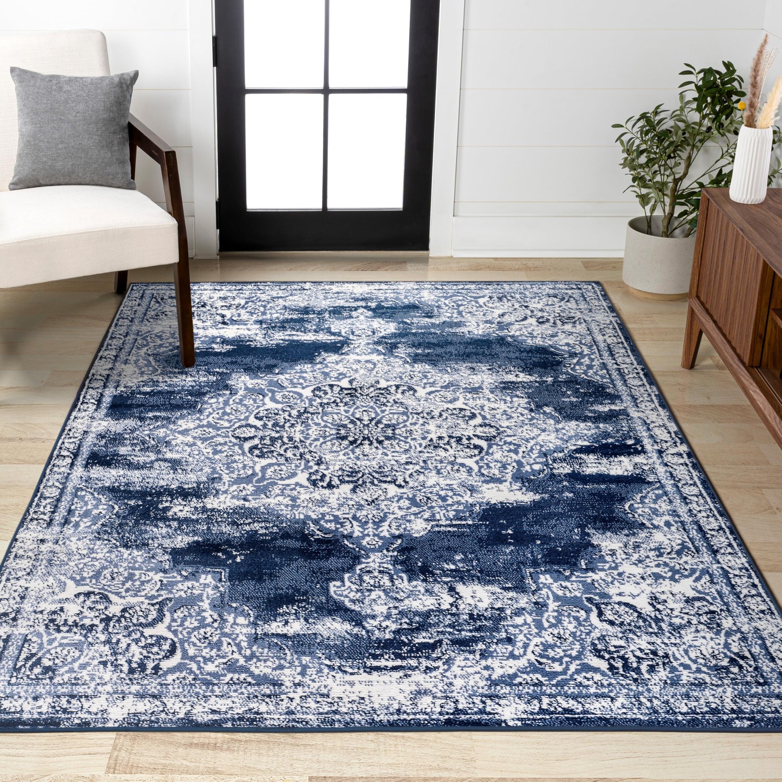 Jonathan Y Alhambra Ornate Medallion Modern Navy/Ivory Indoor Area Rug 3X5