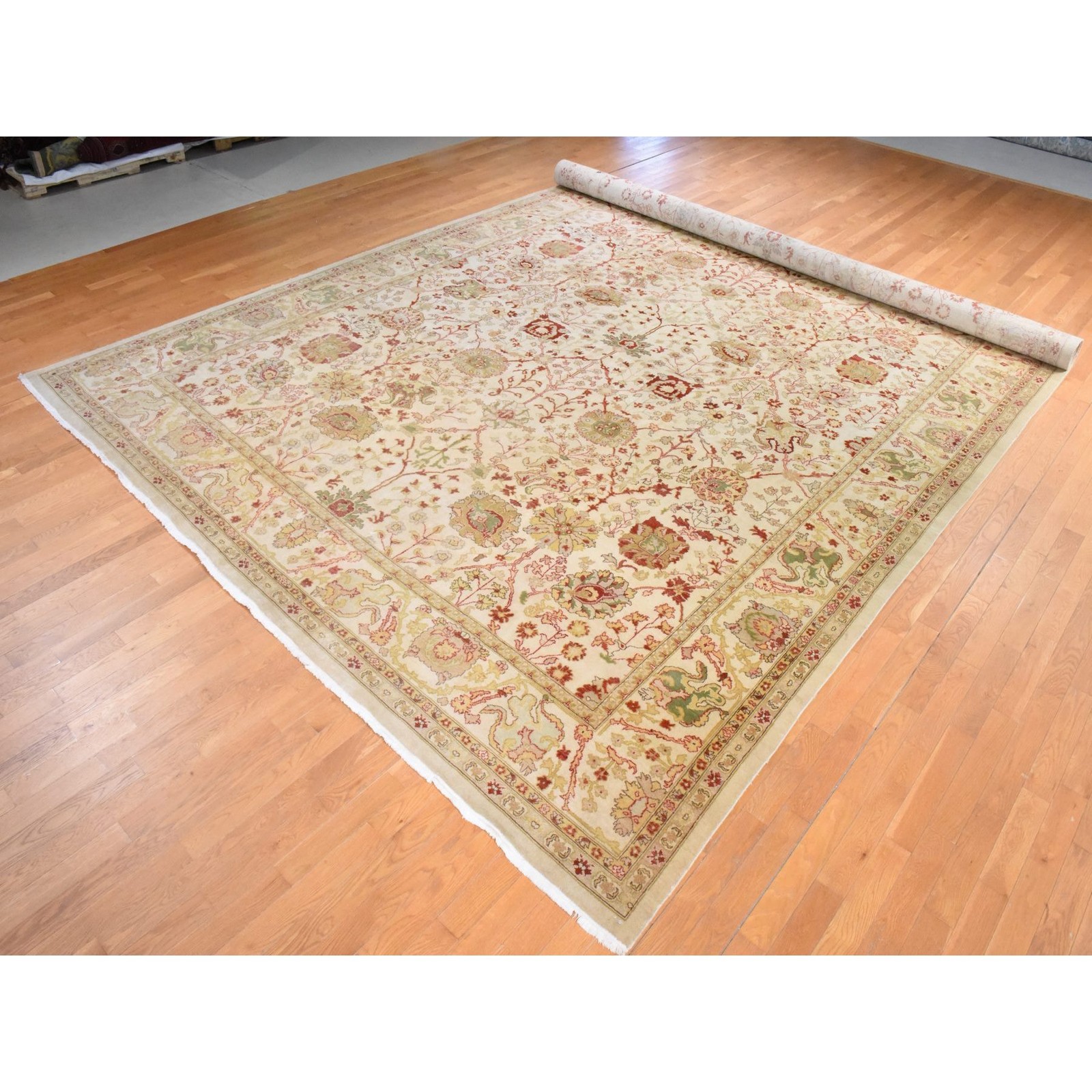 12’x19’1″ Ivory Vintage Agra Hand Knotted Pure Wool Oversized Rug 78626