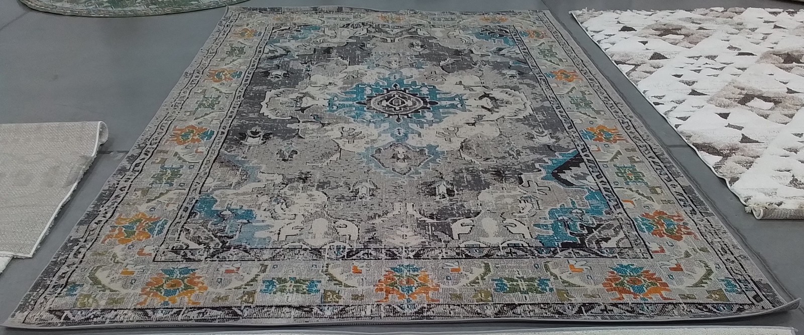 GREY / LIGHT BLUE 9′-0″ x 12′-0″ Cut on Rug, Reduced Price 1172793307 MNC243G-9