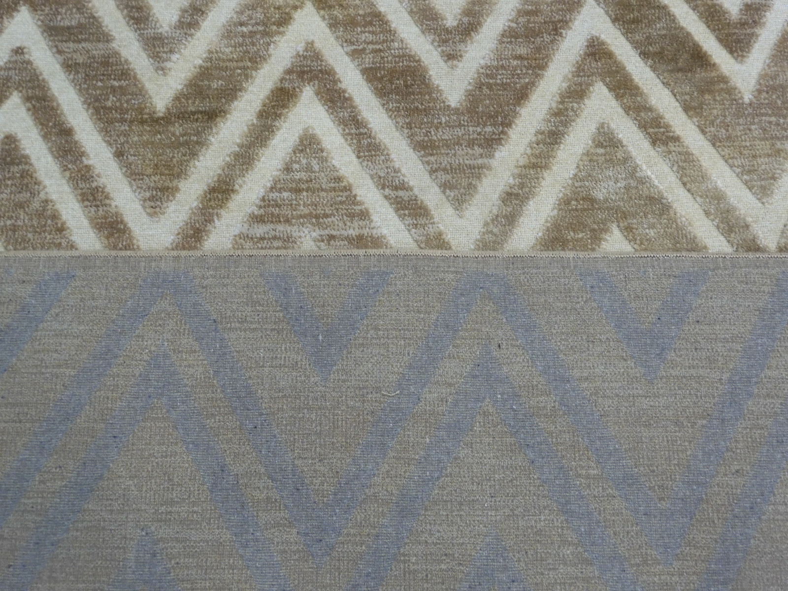 CARAMEL / CREAM 4′ X 5′-7″ Flaw in Rug Reduced Price 1172611487 PAR356-3540-4