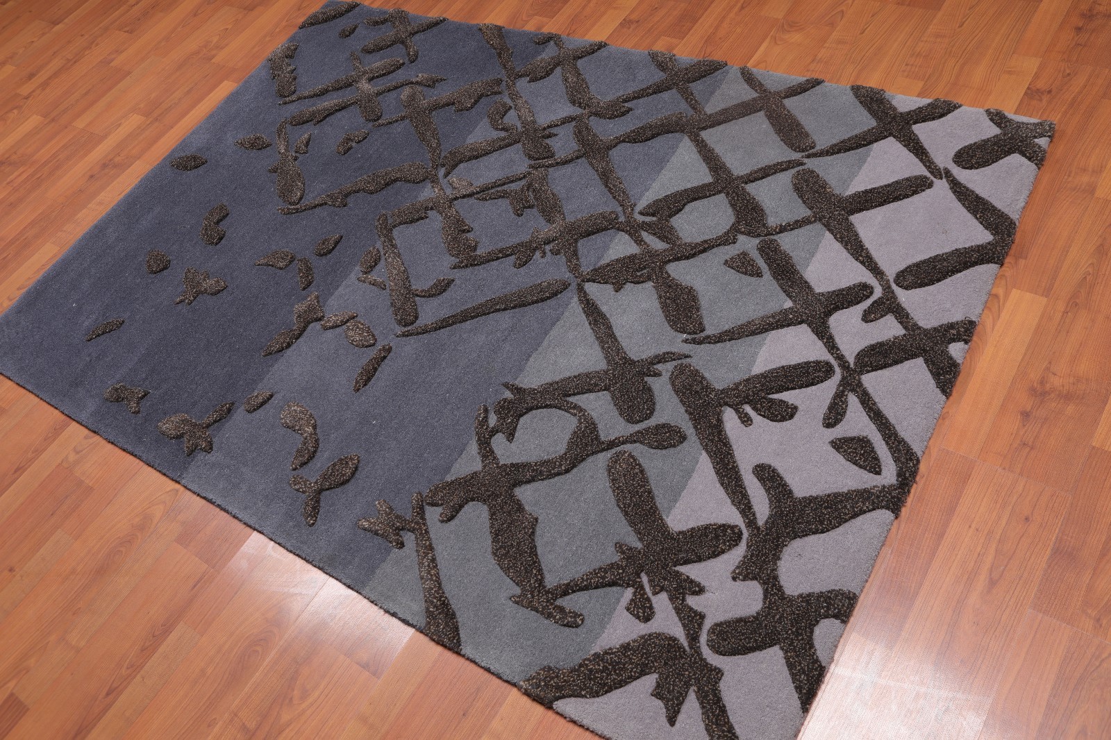 4’8″ x 6’8″ Handmade High Low Pile 100% Wool Area rug Modern Gray