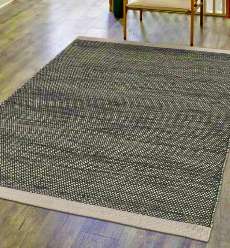 Kingscote Handcrafted Black & Tan Indoor/Outdoor Polyester 2 ft.x 3ft. Rug (NWT)