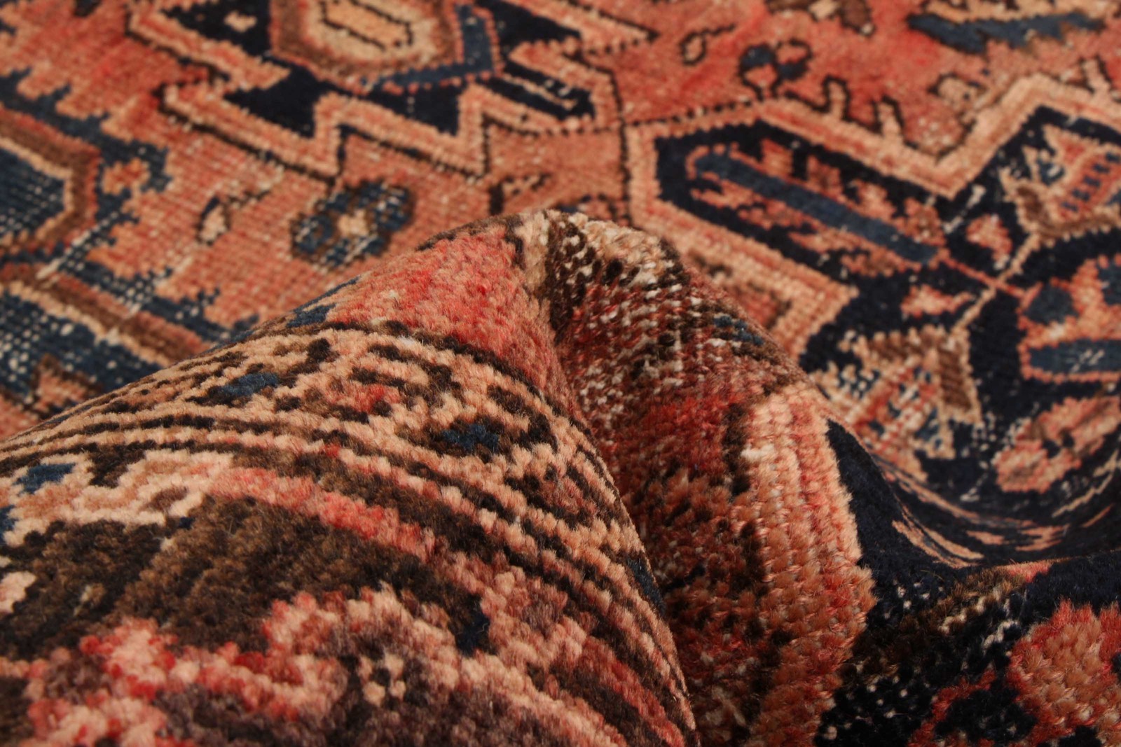 Vintage 3’8″ x 6’2″ Traditional Hand Knotted Vegetable Dye Wool Area Rug