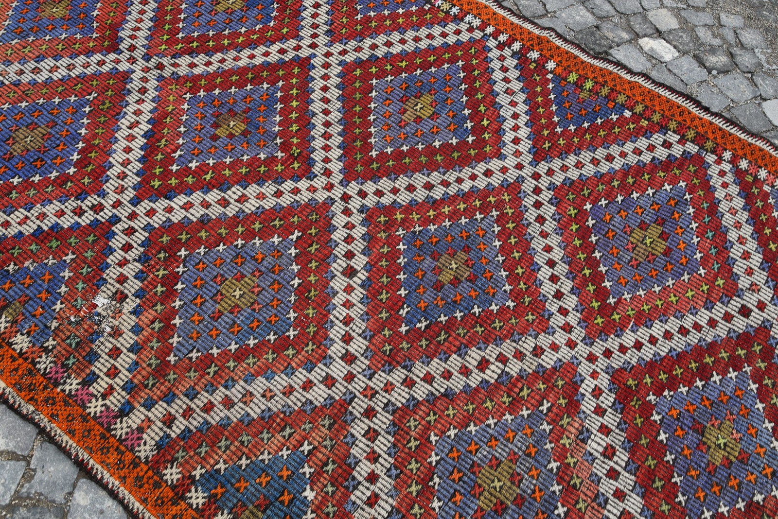 Turkish Vintage Rug, 5,8×9,5 ft Kilim Rug, Red Ombré Wool Rug