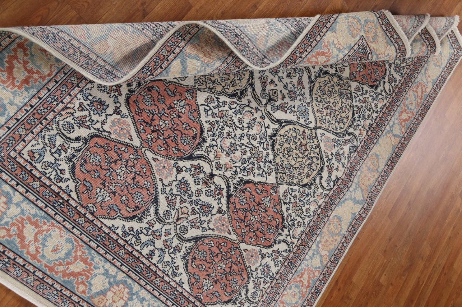 Geometric Bakhtiari Wool Area Rug: Handmade Traditional Patterns 5×7 ft