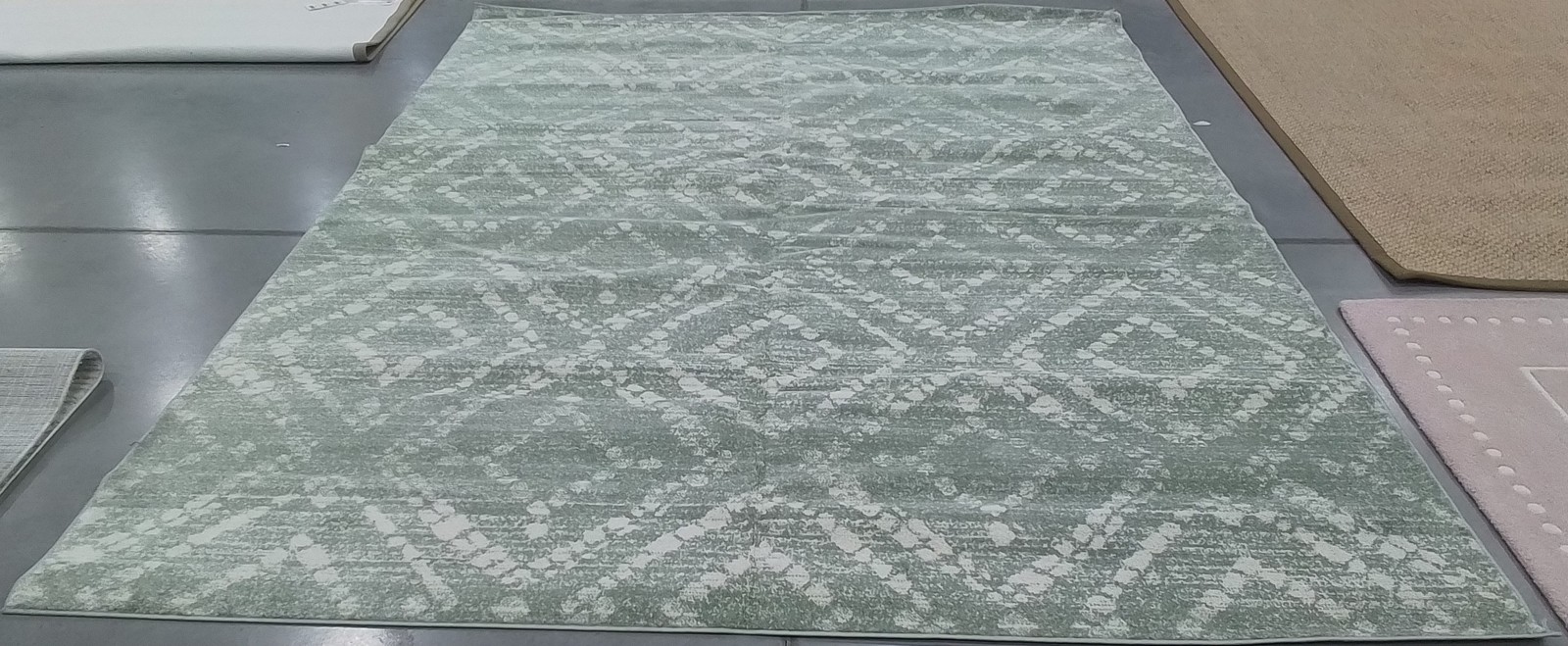 GREEN / IVORY 9′-0″ x 12′-0″ Back Stain Rug, Reduced Price 1172797734 ADR131Y-9