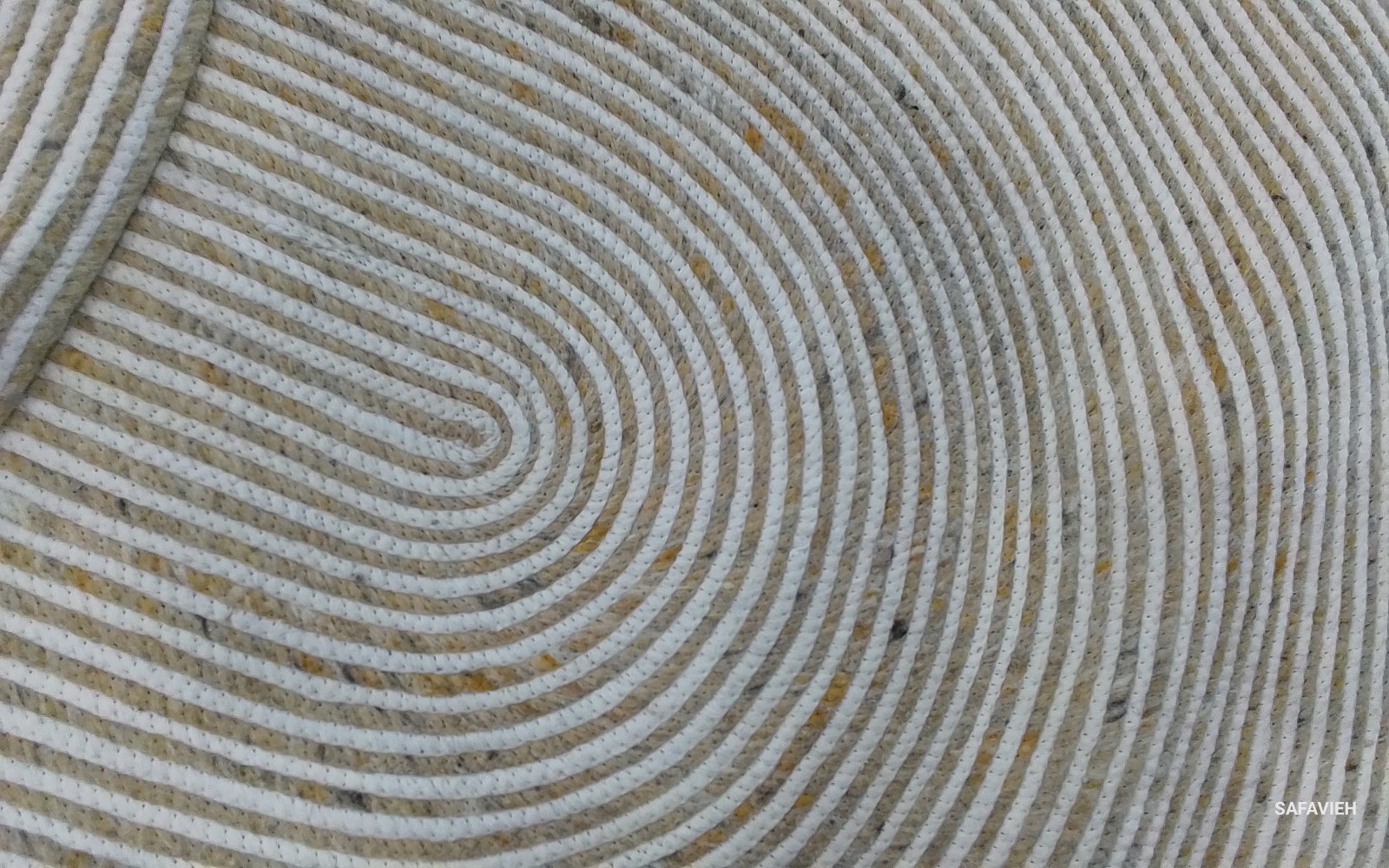 GOLD / IVORY 5′-0″ x 7′-0″ Back Stain Rug, Reduced Price 1172778787 BRD905D-5OV