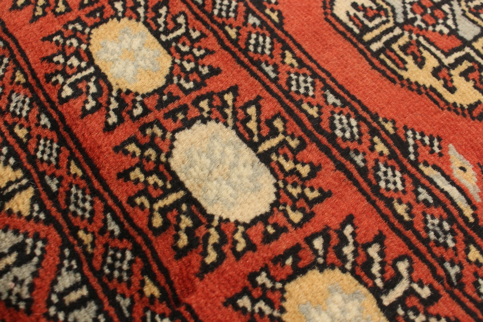 Genuine 2’7″ x 10’2″ Bukhara Area Rug Carpet
