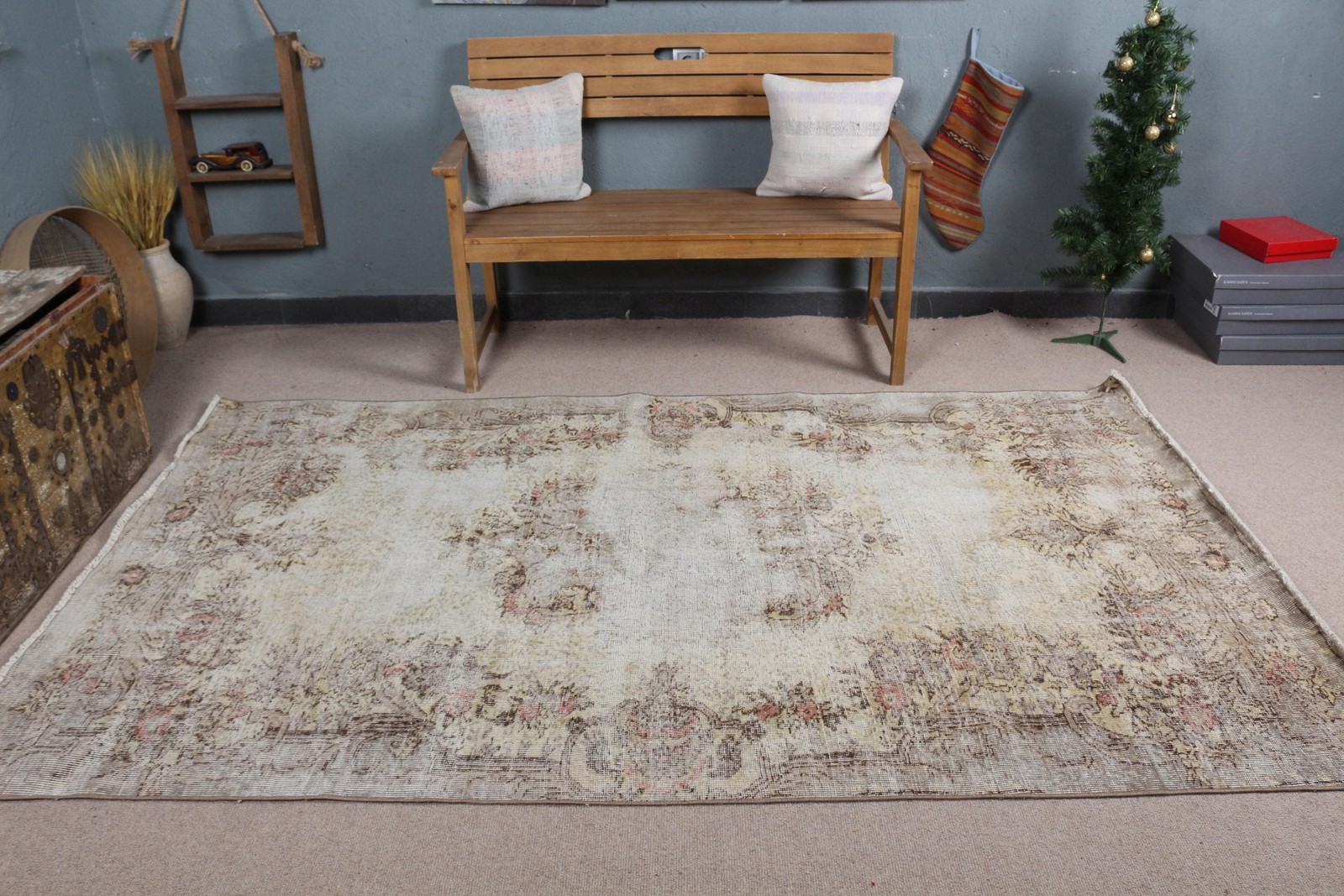Vintage Rug, 4,9×8,3 ft Turkish Rug, Gray Brown Check Wool Rug