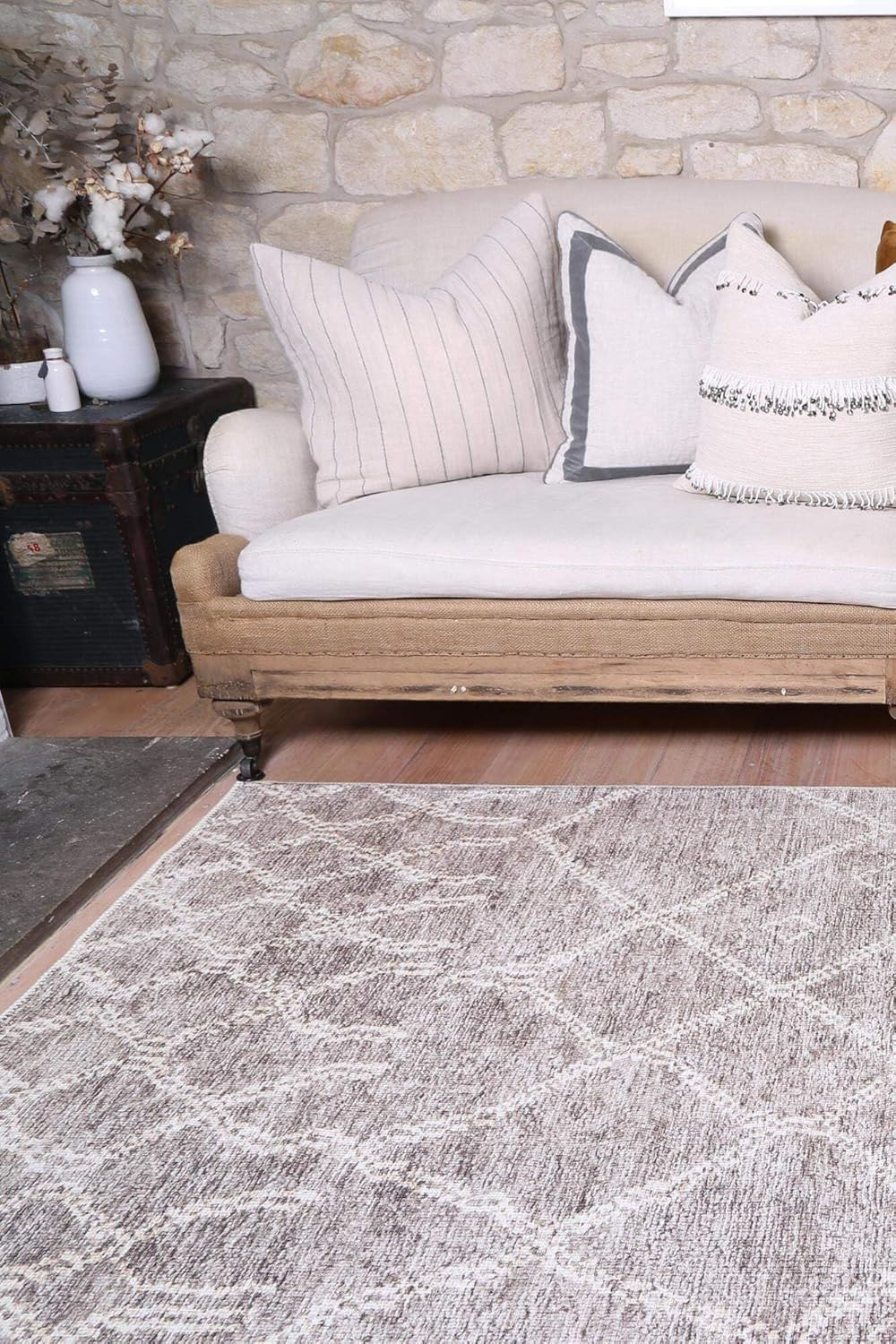 Nordic Nahla Beige Rug Wipe Clean Machine Washable Pet Friendly Rug Bedroom Rug,