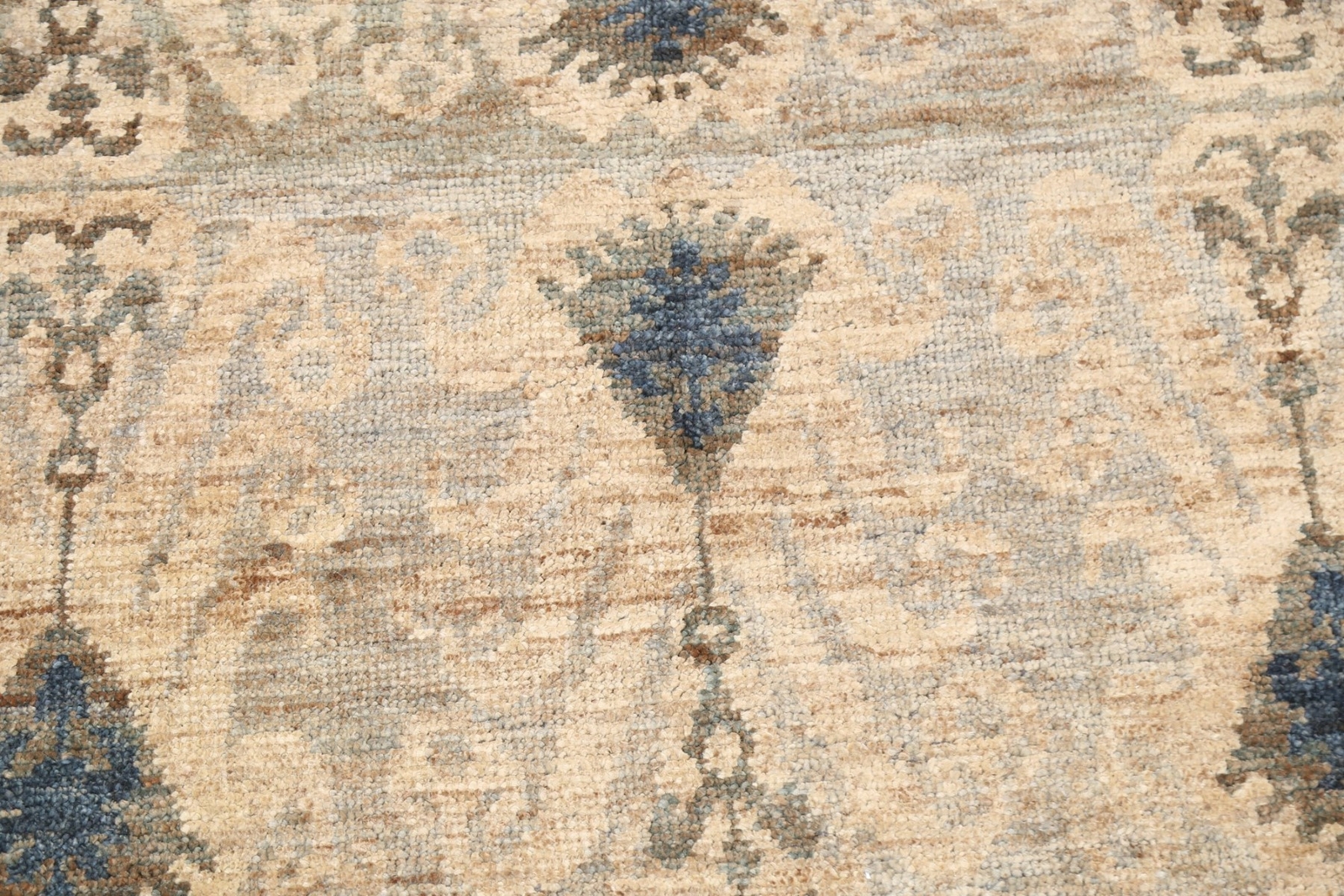 Luxury Hand-Knotted Modern Accent Rugs 5×8 ft