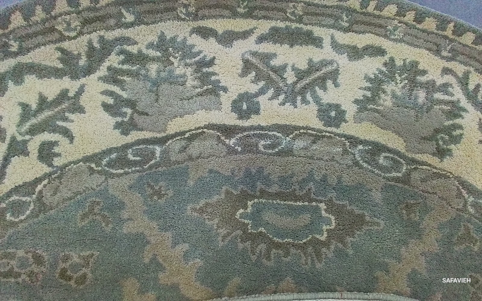 GREY / CREAM 7′-0″ x 7′-0″ Back Stain Rug, Reduced Price 1172785342 ROY993A-7R