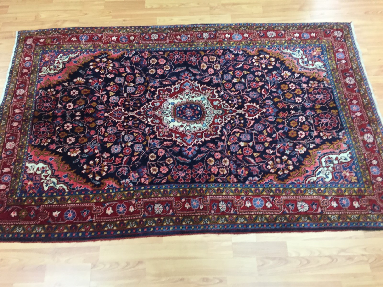 3’7″ x 5’8″ Indian Oriental Rug – 1950s – Hand Made – 100% Wool
