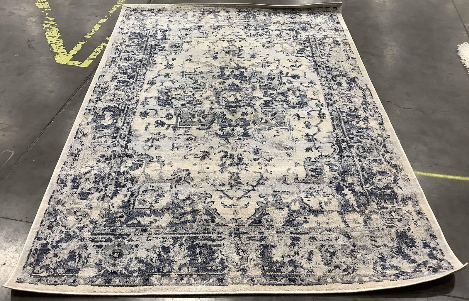 IVORY / NAVY 5′-3″ x 7′-6″ Flaw in Rug, Reduced Price 1172682892 CHL411A-5