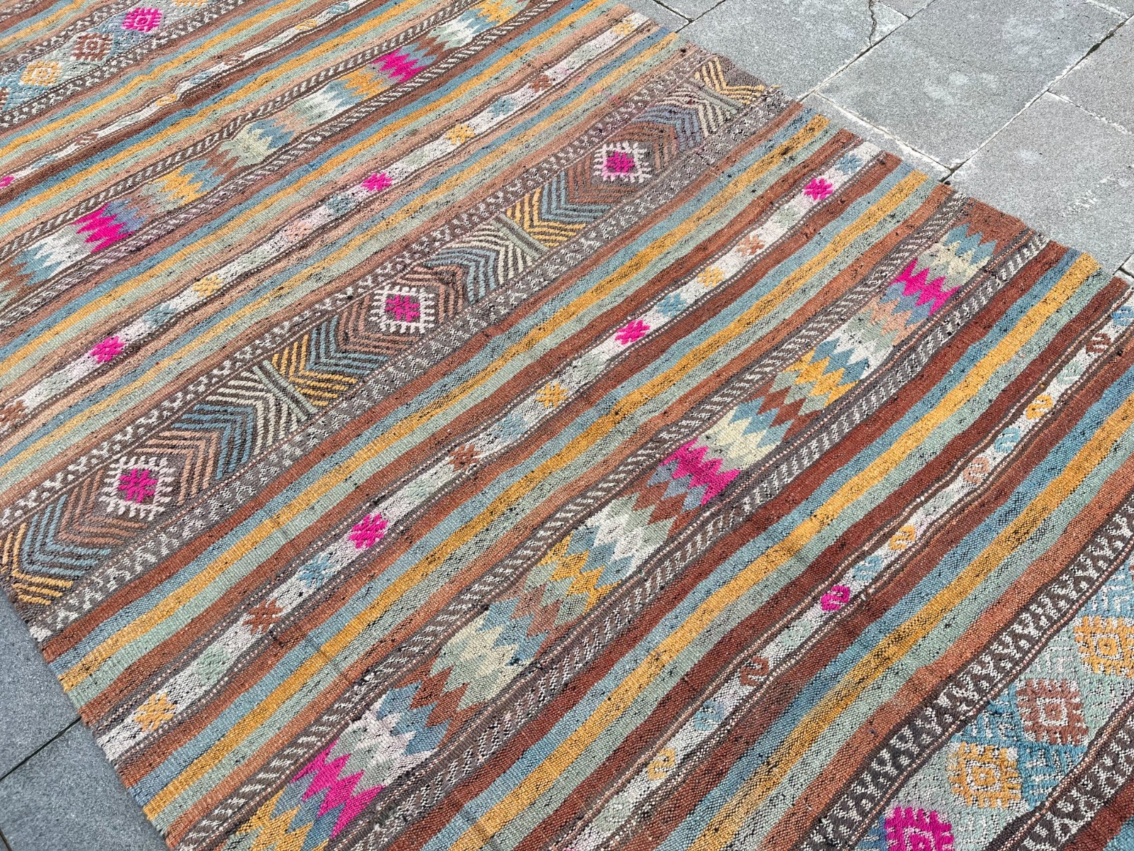 Vintage Turkish Kilim Rug 4.9×9.8 Handmade Wool Area Carpet Pink Boho Home Decor
