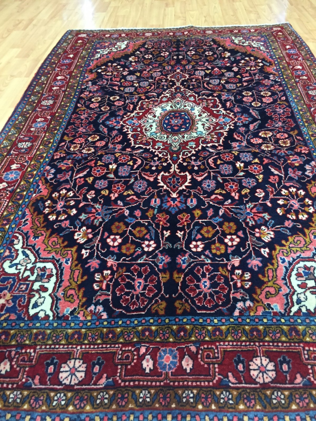 3’7″ x 5’8″ Indian Oriental Rug – 1950s – Hand Made – 100% Wool