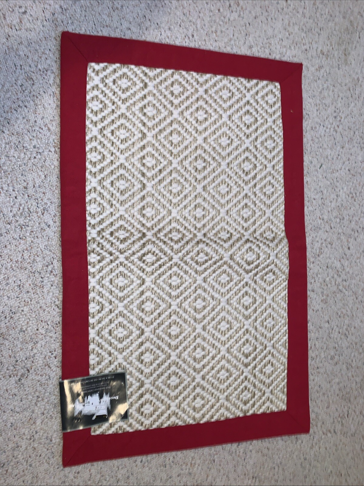 Made in India Indoor Rug – Cream with Red Border – 21″ X 34″ NWT Skid Resistant