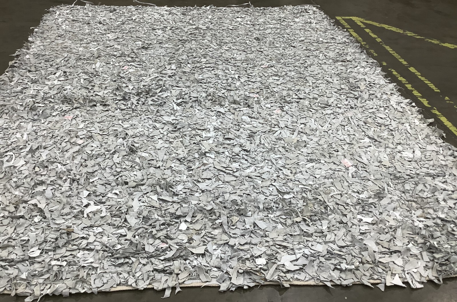WHITE 8′-0″ x 10′-0″ Flaw in Rug, Reduced Price 1172680023 LSG511C-8