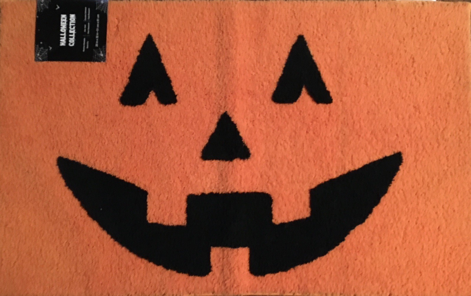 HALLOWEEN PUMPKIN 🎃 FACE SOFT ACCENT ~ BATH RUG Non Slip 20” X 32” NWT
