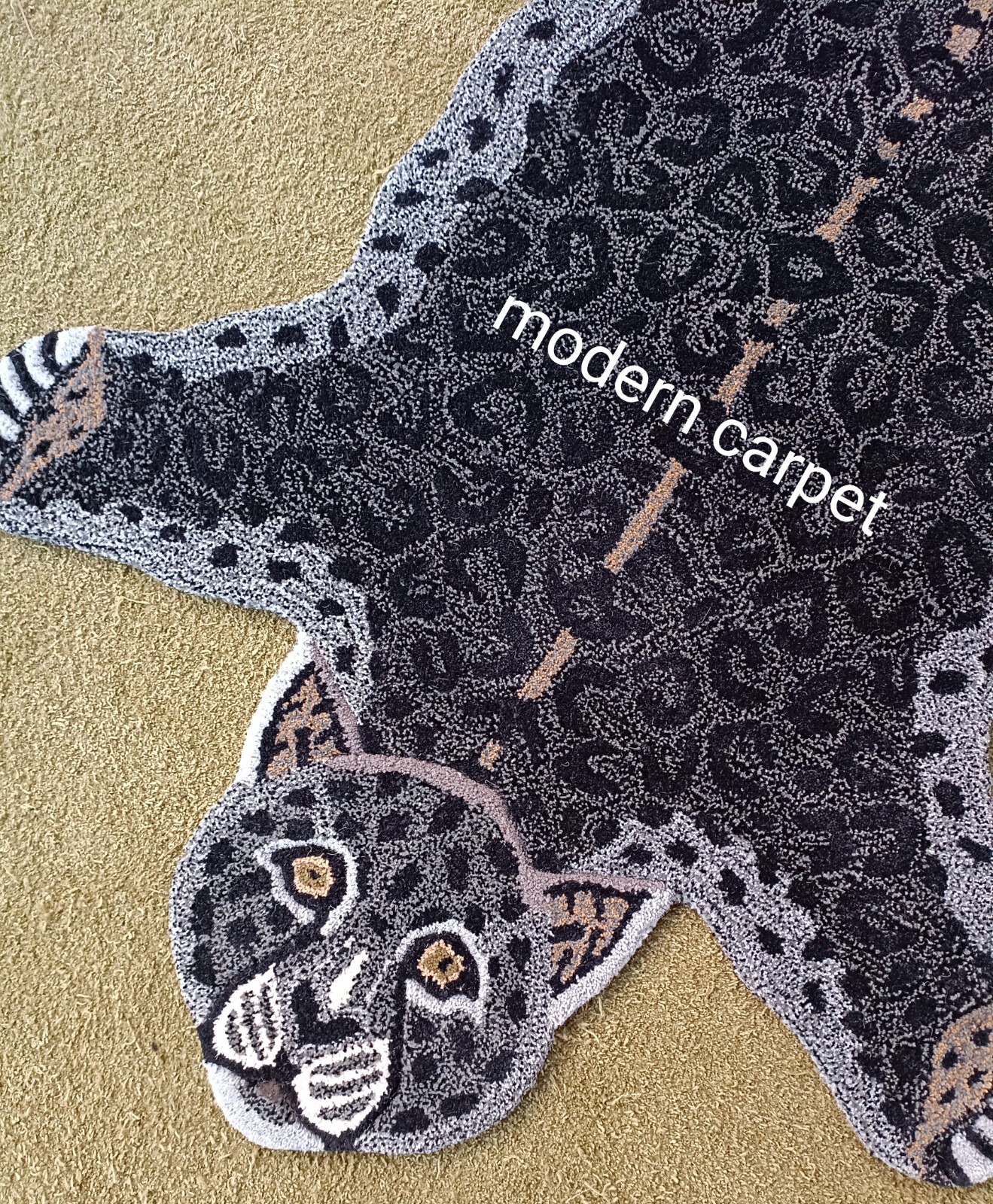 Leopard Rugs 3×5 Feet Handmade 100% Woolen Hand Tufted For Home Decoration