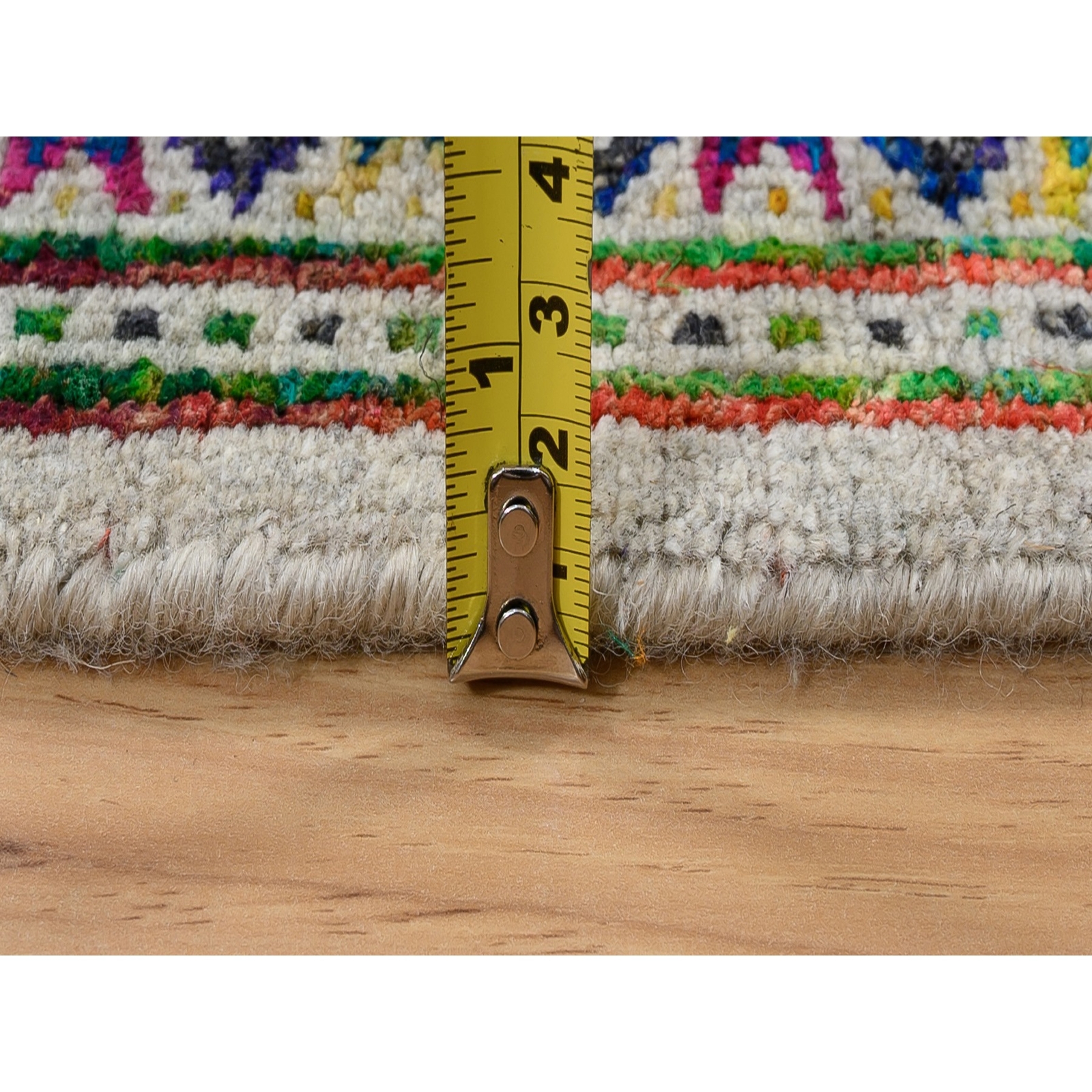 4′ x 10′ Hand Knotted Beige Saroogh Wool And Sari Silk Wide Runner Rug R63225