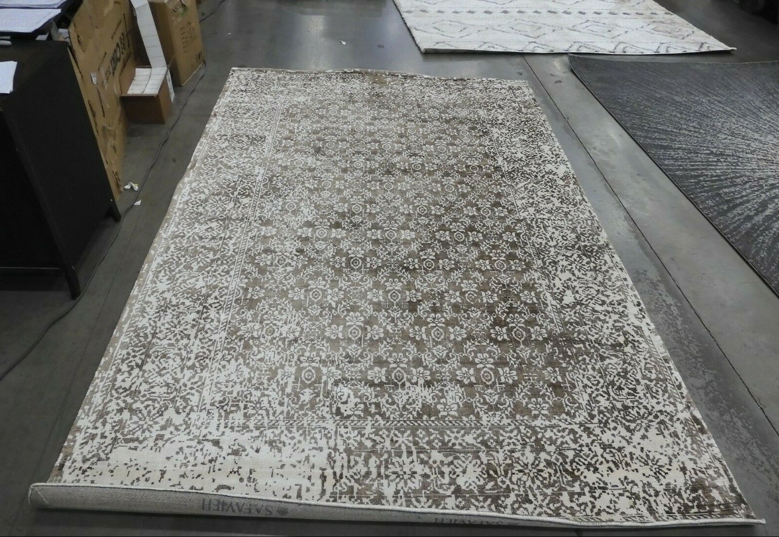 IVORY / LIGHT BROWN 6′ X 9′ Back Stain Rug, Reduced Price 1172624302 MIR755C-6