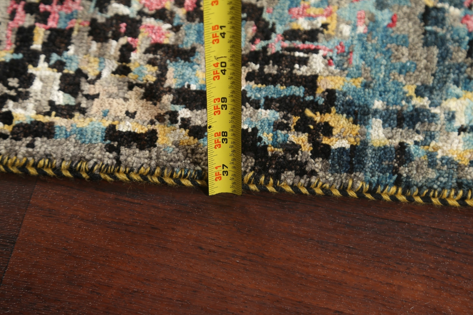 Abstract Hand-knotted Wool/ Silk Rug 4×6 ft Modern Design