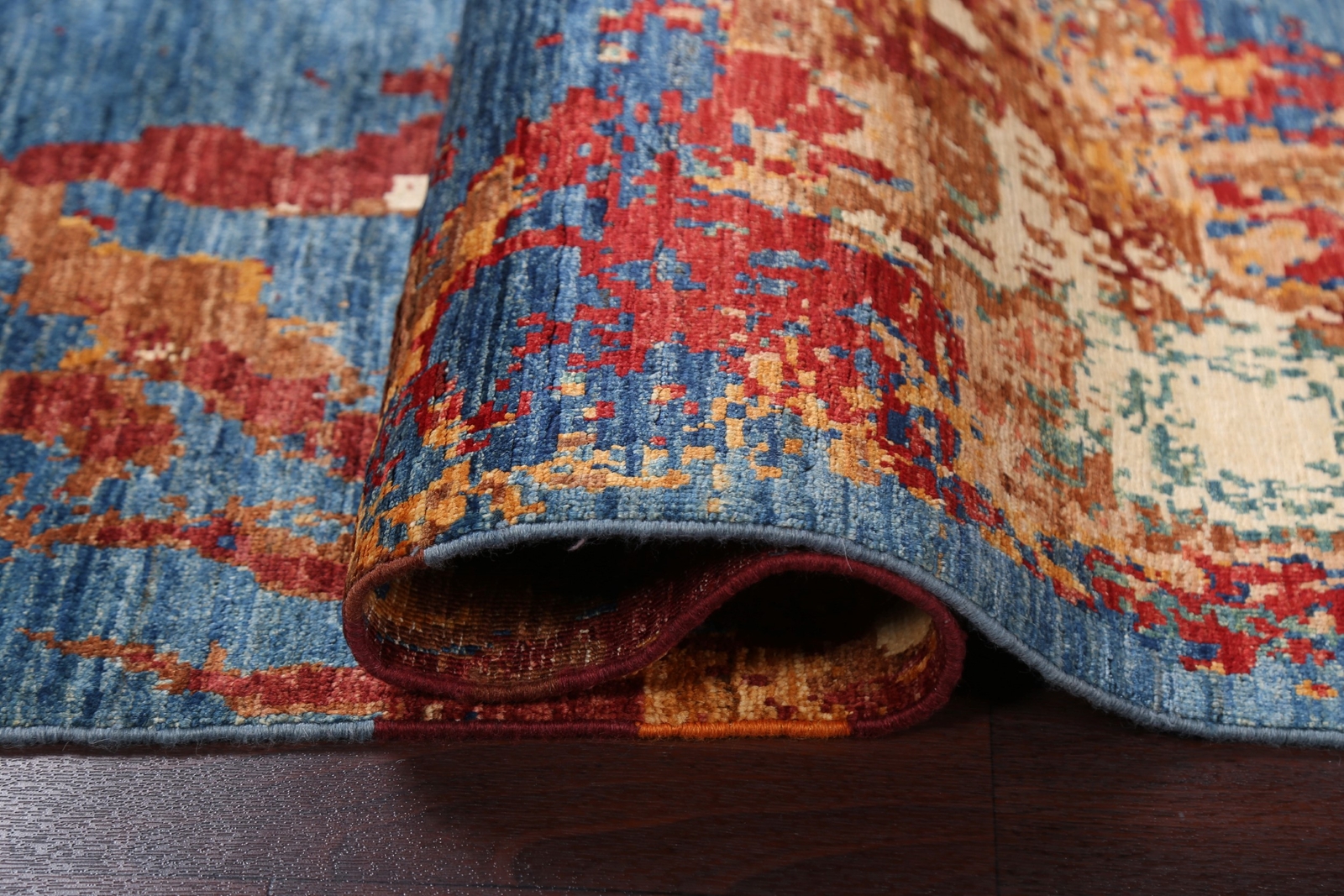 High-quality Modern Wool Rug 3×5 ft Eye-Catching Abstract Design Rug