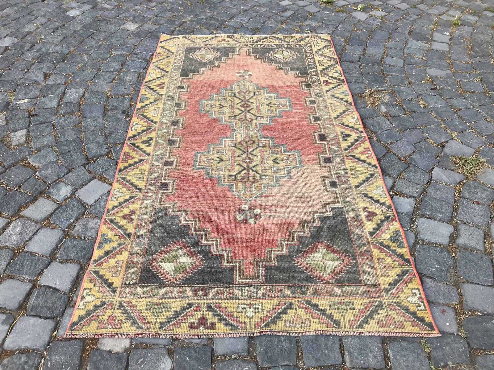 Turkish Antique rug Bohemian Area rug Oushak rug Vintage Rug Handmade Wool rug