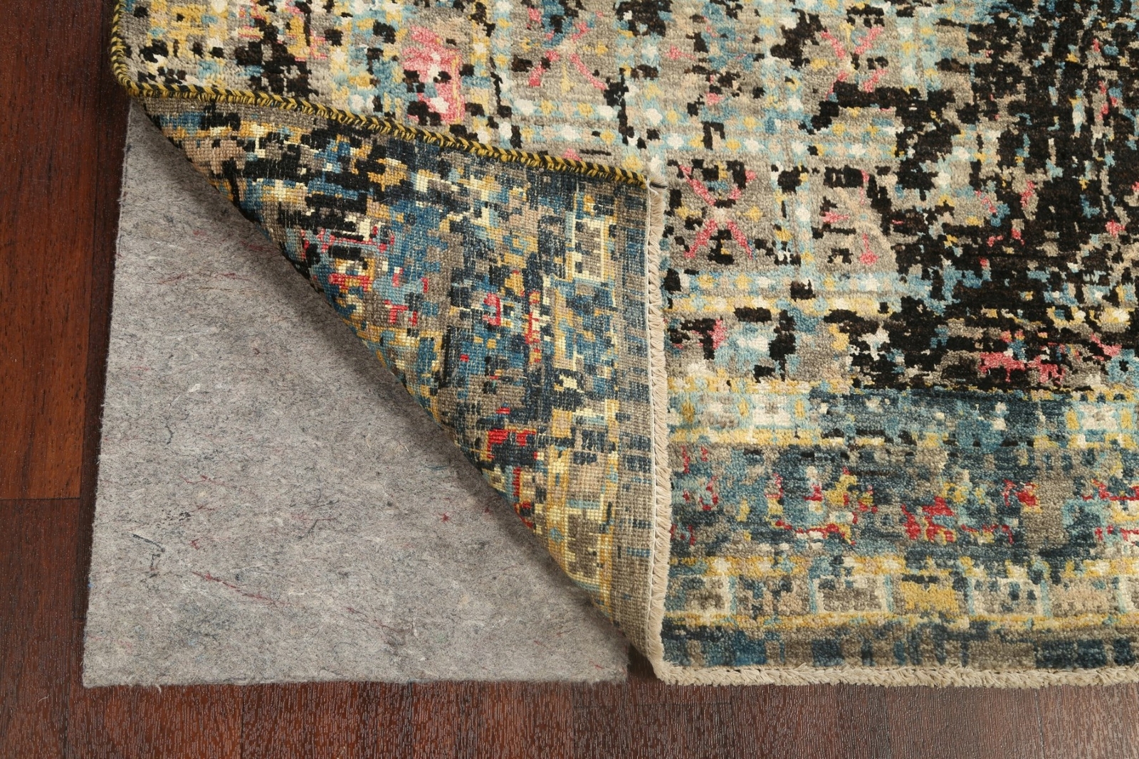 Abstract Hand-knotted Wool/ Silk Rug 4×6 ft Modern Design