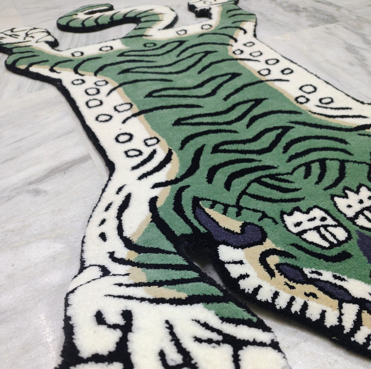 Tibetan Tiger Rug 3×5 ft 100% Wool Handmade Nordic Knots Minimalist Decor Carpet