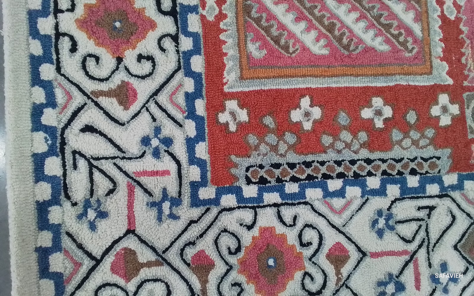 IVORY / GOLD 8′-0″ x 10′-0″ Flaw in Rug, Reduced Price 1172805053 BLG620A-8
