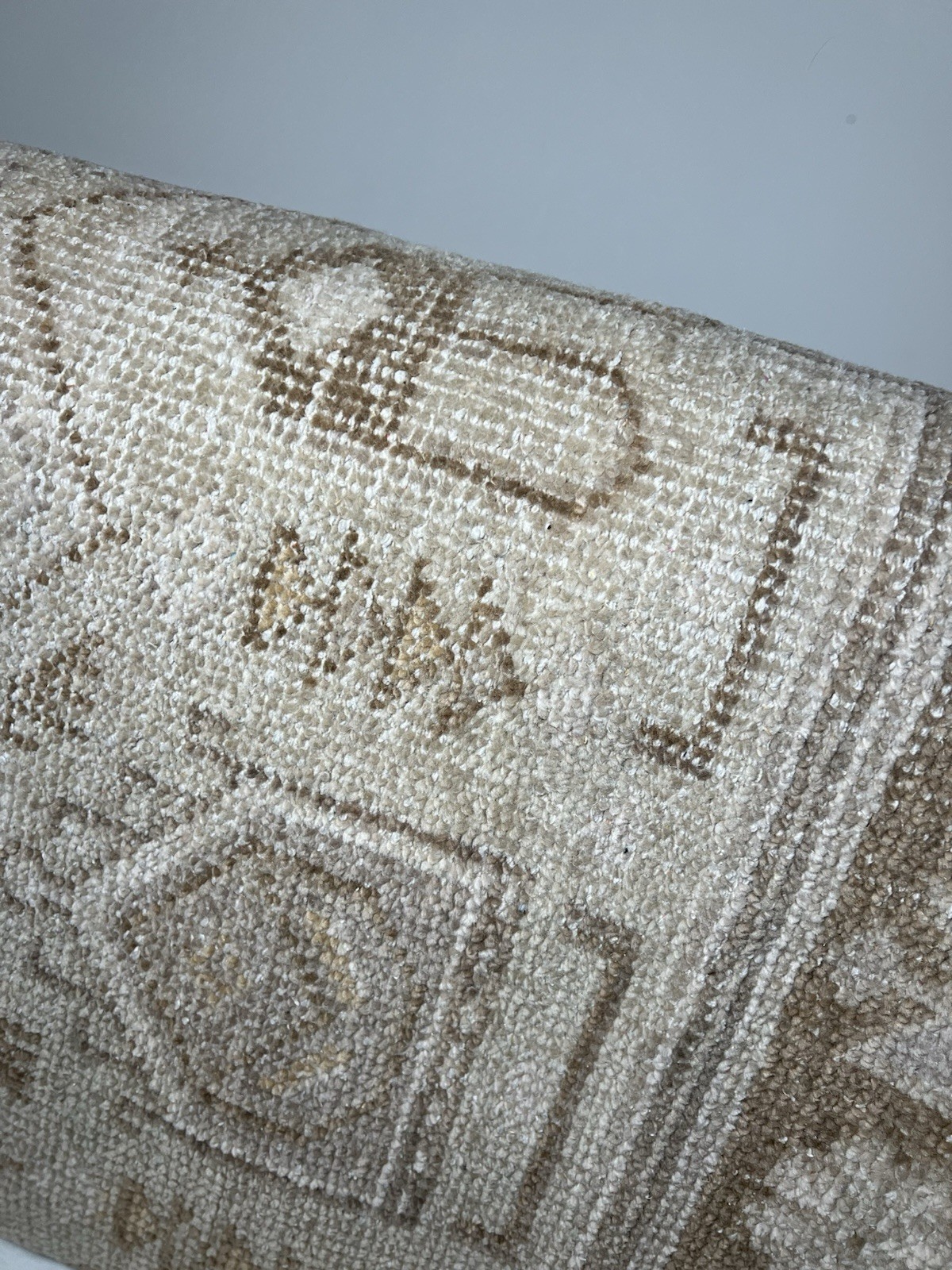 Pottery Barn Nicolette Hand-Knotted Wool Rug 8’ X 10’ Ivory Multi