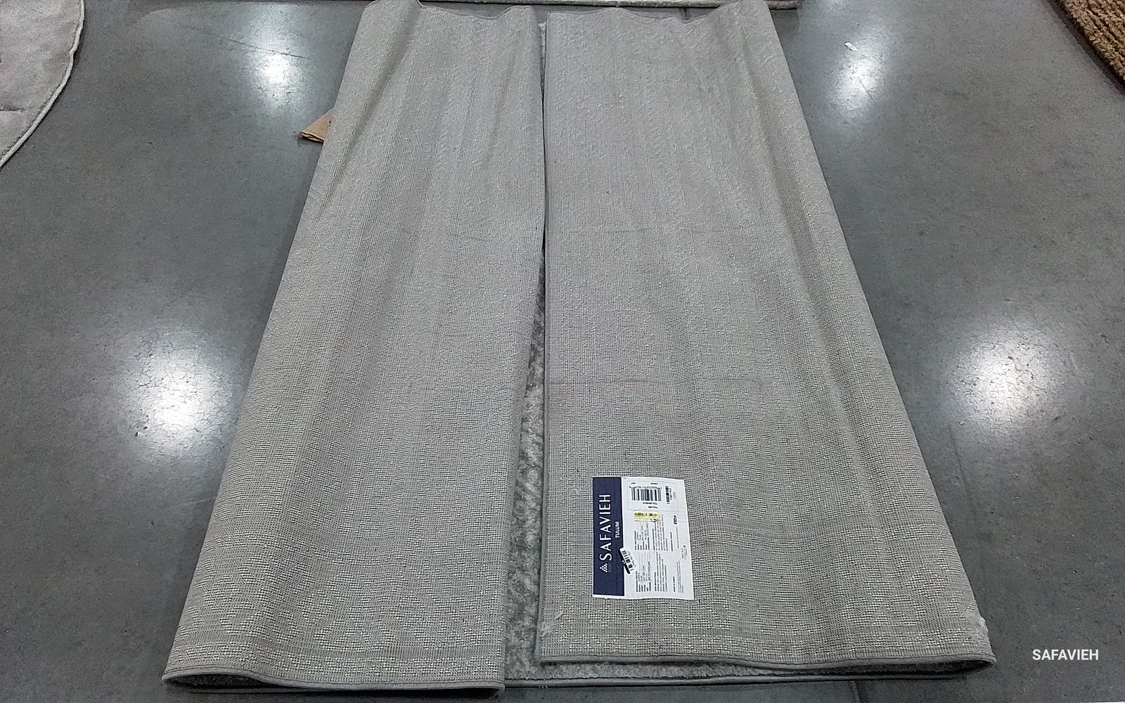 LIGHT GREY / IVORY 5′-3″ x 7′-6″ Flaw in Rug, Reduced Price 1172804153 TUL264G-5