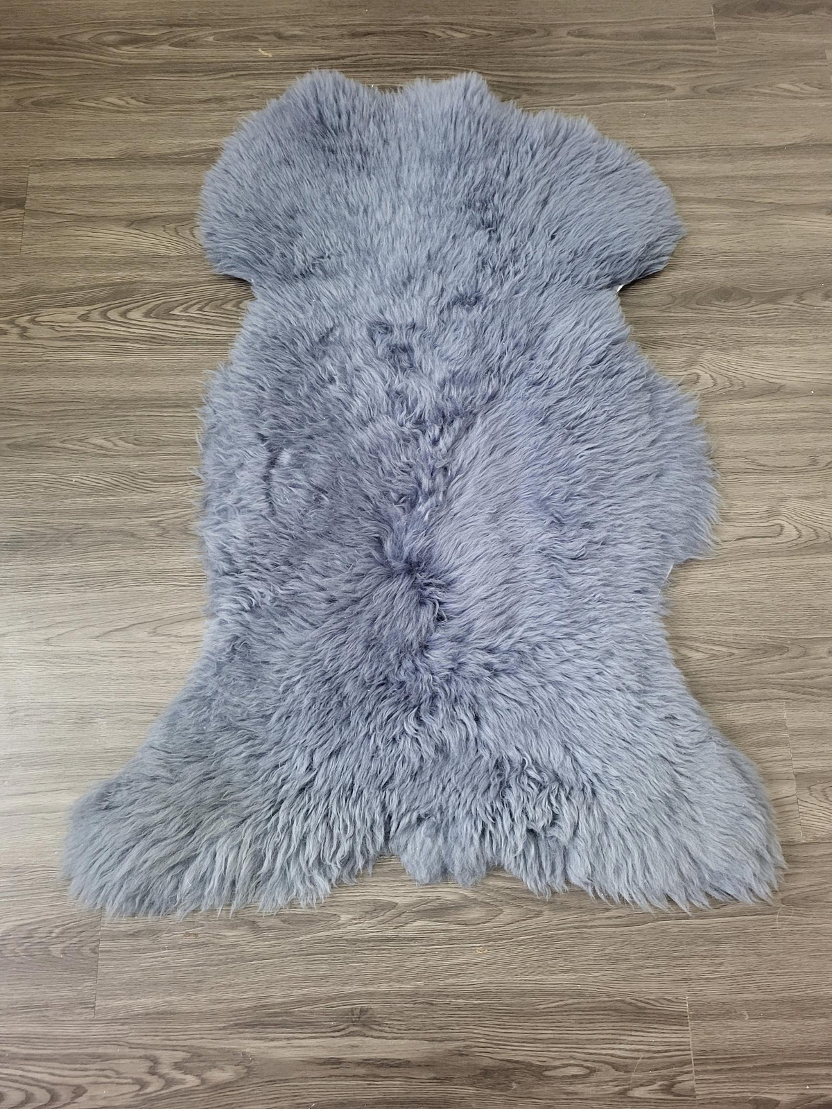 Genuine sheepskin rug, soft Dense wool dyed #B52