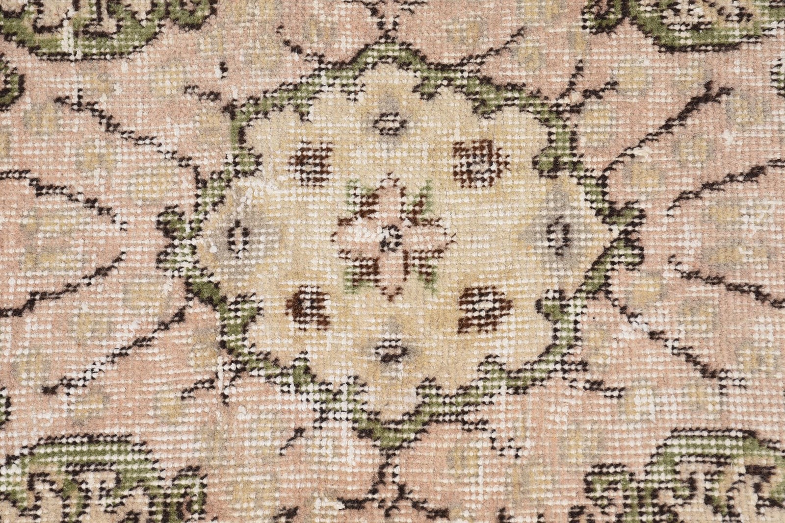 Turkish Vintage Area Rug 3,7×6,7 ft, Beige Brown Camouflage Rug