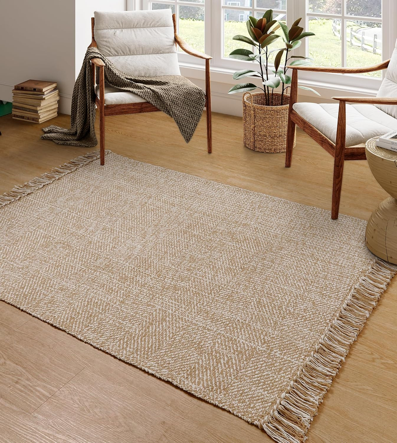 Tan/Cream 4′ x 6′ Comfy Woven Cotton Area Rug with Tassels for Any Room