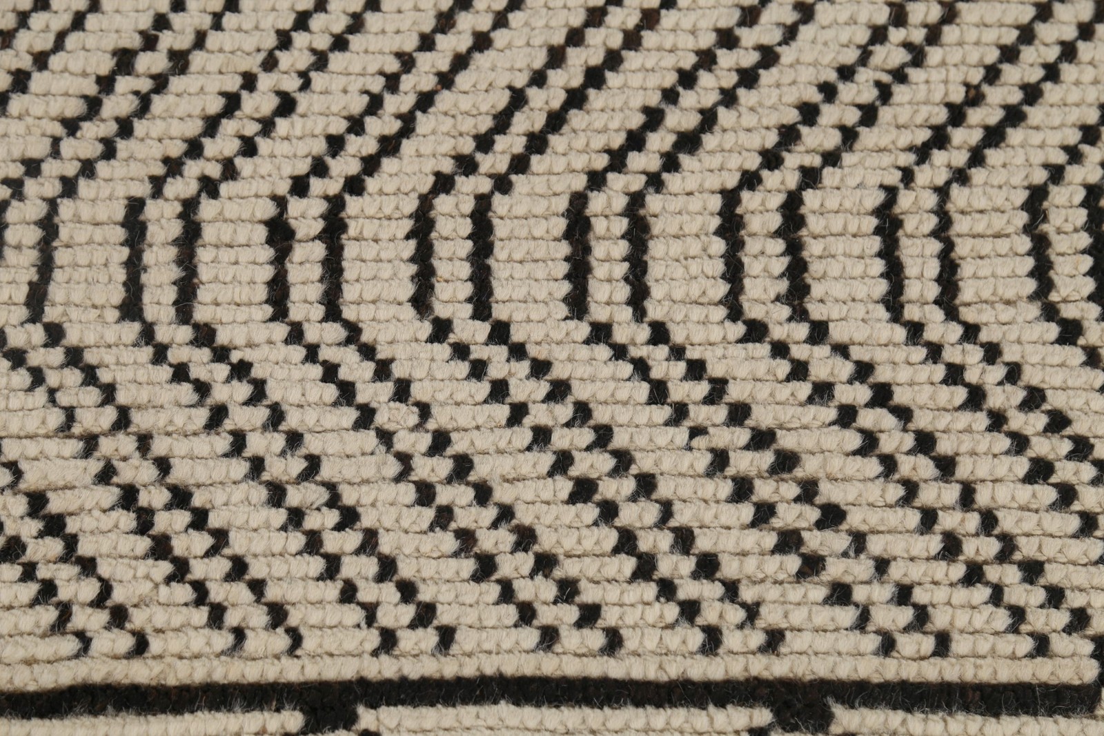Handmade Wool Moroccan Area Rug 8×11 Geometric Oriental Room Size Ivory Carpet