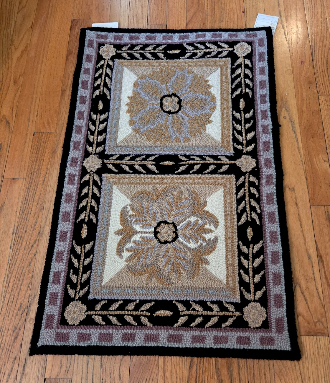 NWT Handmade Wool Oriental Hooked Rug 22″ X 33″ Flower Style Accent Carpet