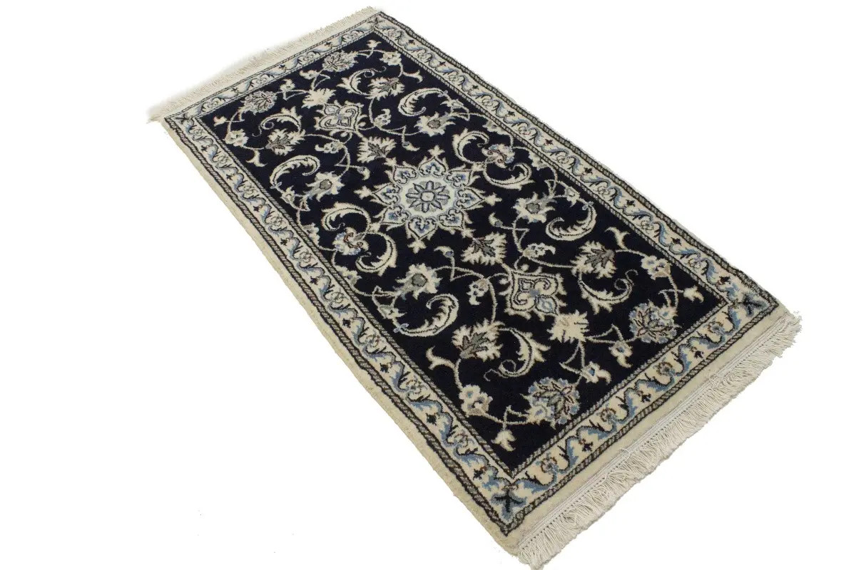 2’4X4’6 ft Handmade Nain Oriental Rug Vintage-Style Classic Floral Design Carpet