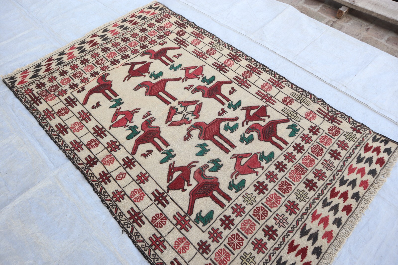 Beige Antique Rug 4’0x6’5 ft/ Afghan Pictorial Flatweave Rug/ Handmade Wool Rug
