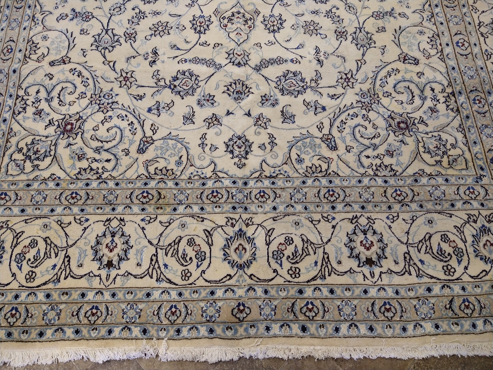 10′ x 13′ Pre- Owned Traditional Kashasn Wool Rug #5085