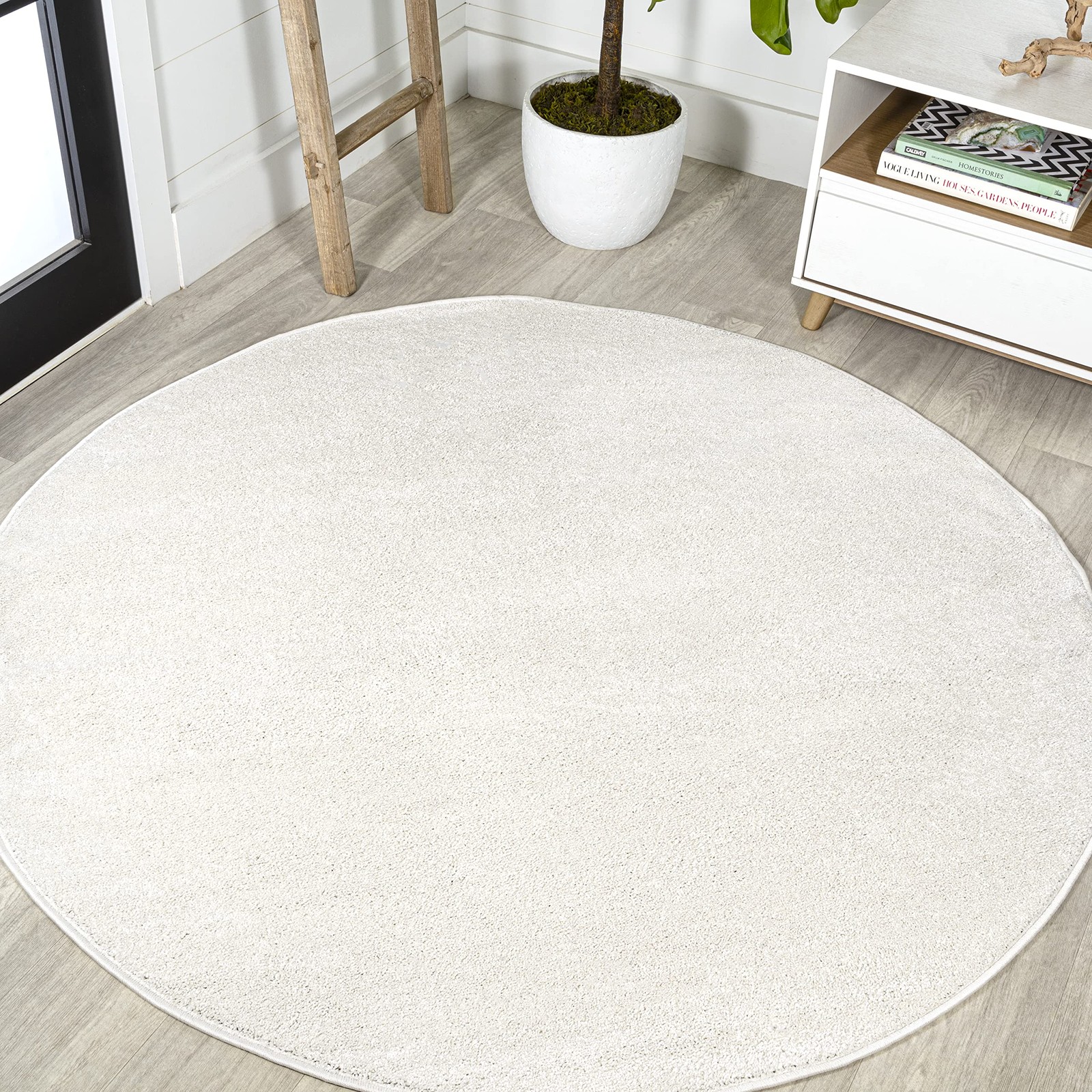 Haze Solid Low-Pile Cream 4′ Round Indoor Area Rug, Coastal,Bohemian,Minimali…