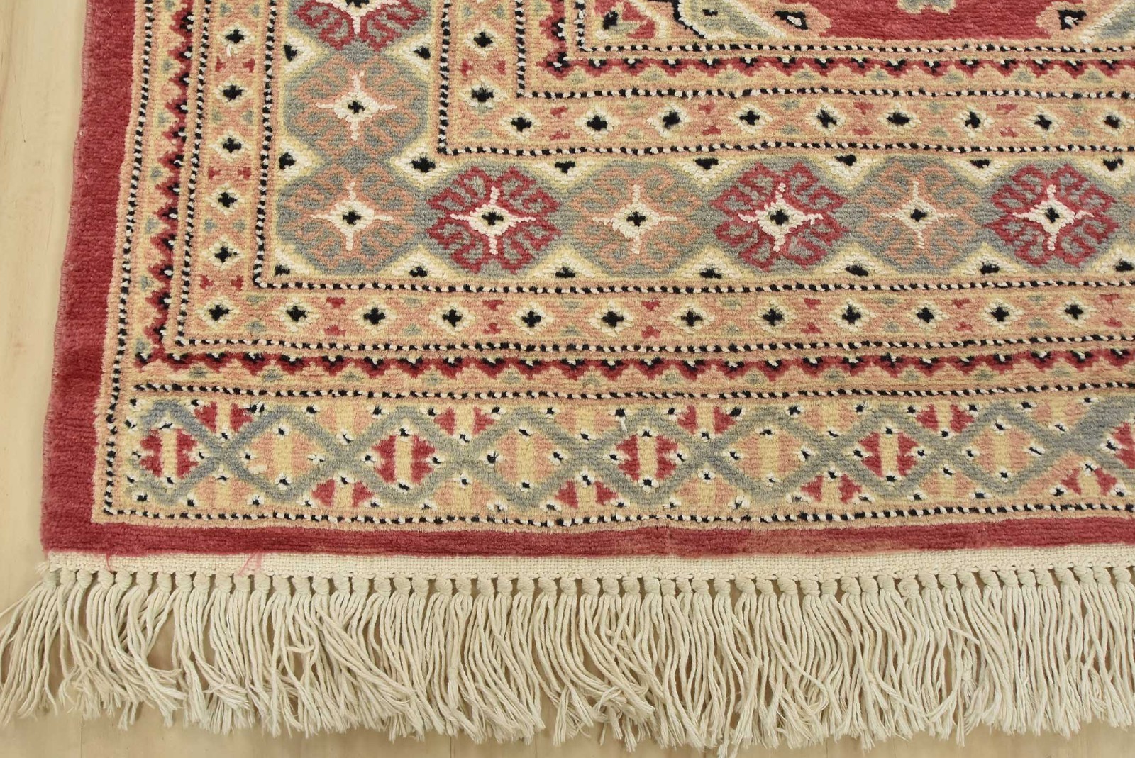 Bokhara Jaldar Rug 4’2” x 6’3” Pink Wool Tribal Hand-Knotted Oriental Carpet