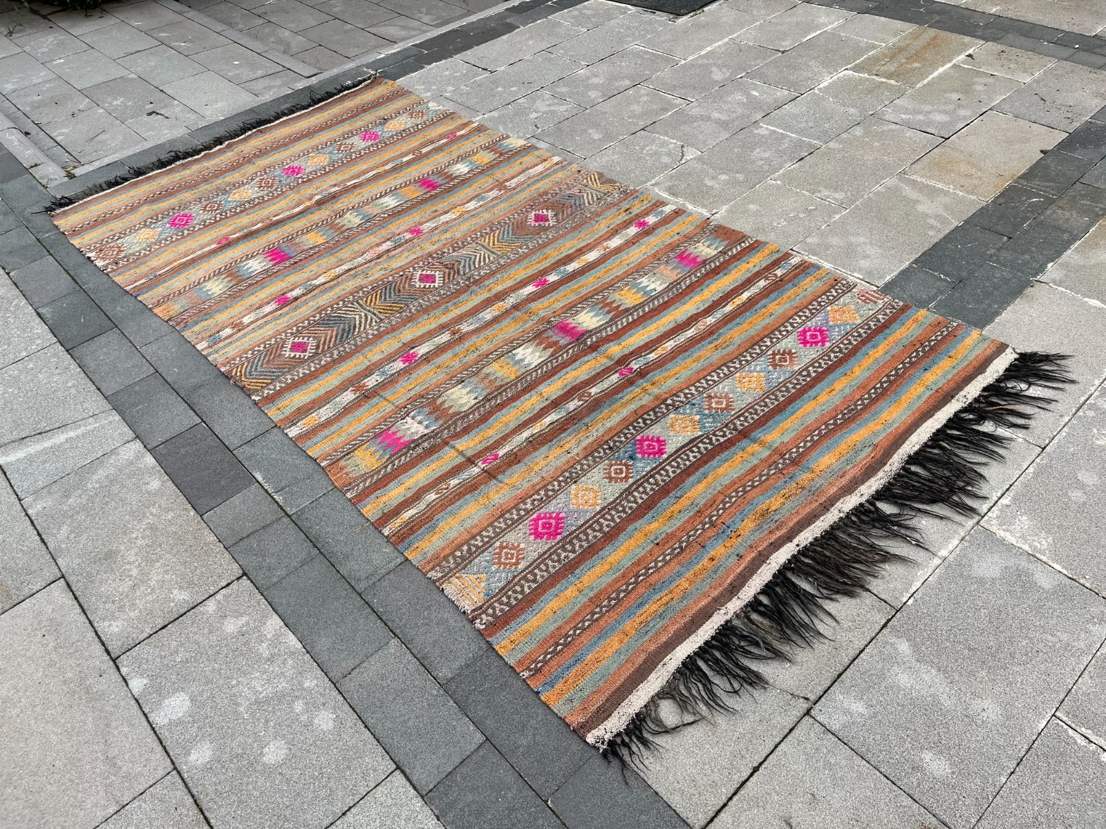 Vintage Turkish Kilim Rug 4.9×9.8 Handmade Wool Area Carpet Pink Boho Home Decor